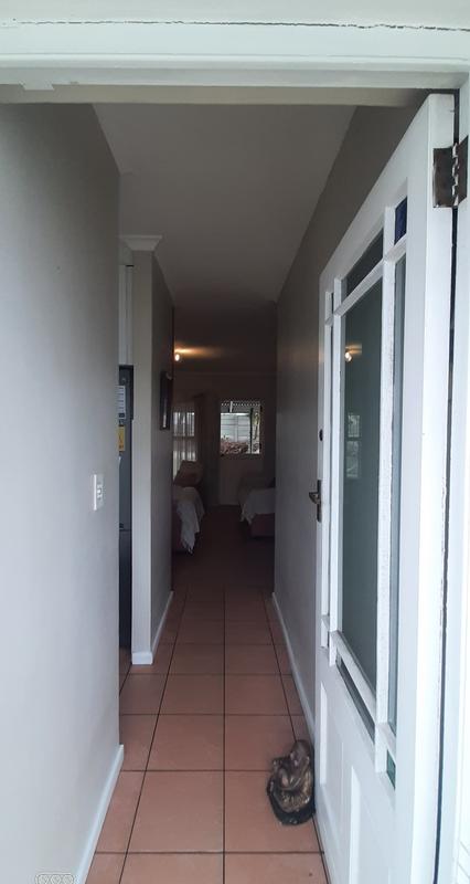 To Let 2 Bedroom Property for Rent in Bloubergstrand Western Cape